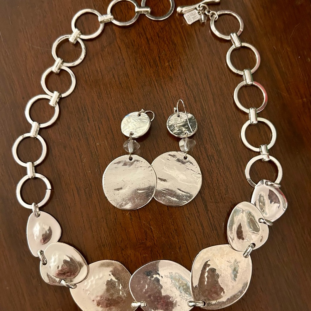 Silver Hammered Disc Necklace Set